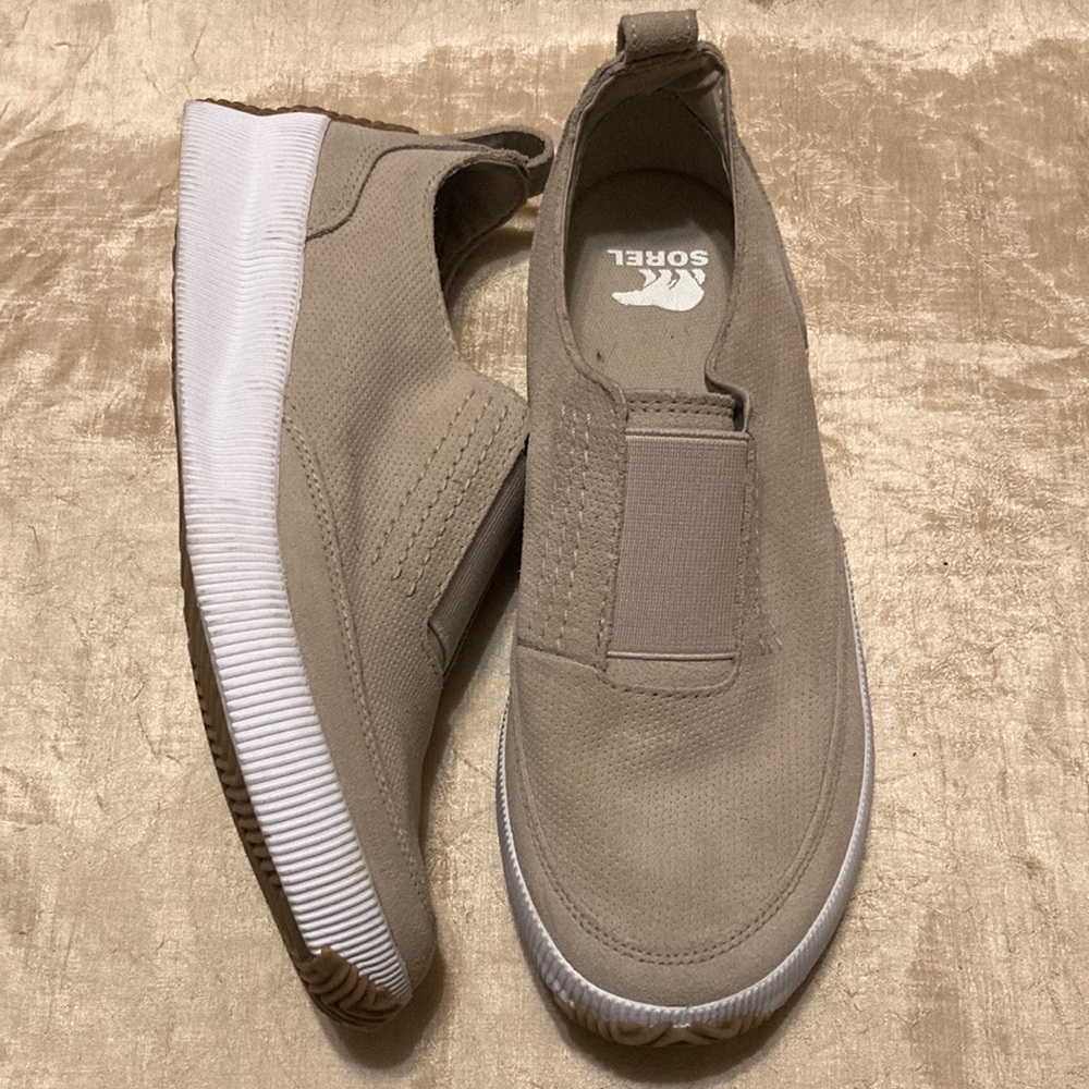 Sorel Out N About Plus Tan Suede Slip On Sneaker